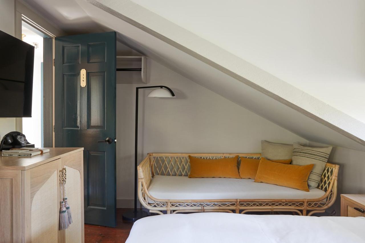 Faraway Nantucket Hotel Exterior photo